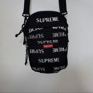 RARE SUPREME 3M REFLECTIVE REPAIR SHOULDER BAG